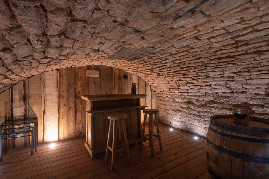 cave atypique gite clos du chene location vosges hadol famille