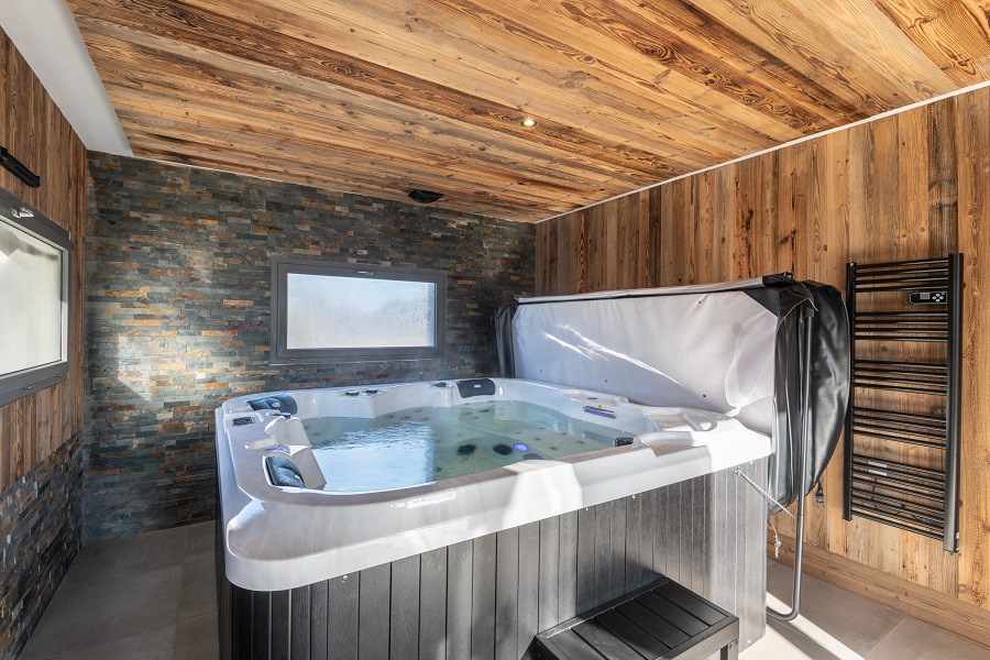 jacuzzi gite clos du chene location vosges hadol famille vacances