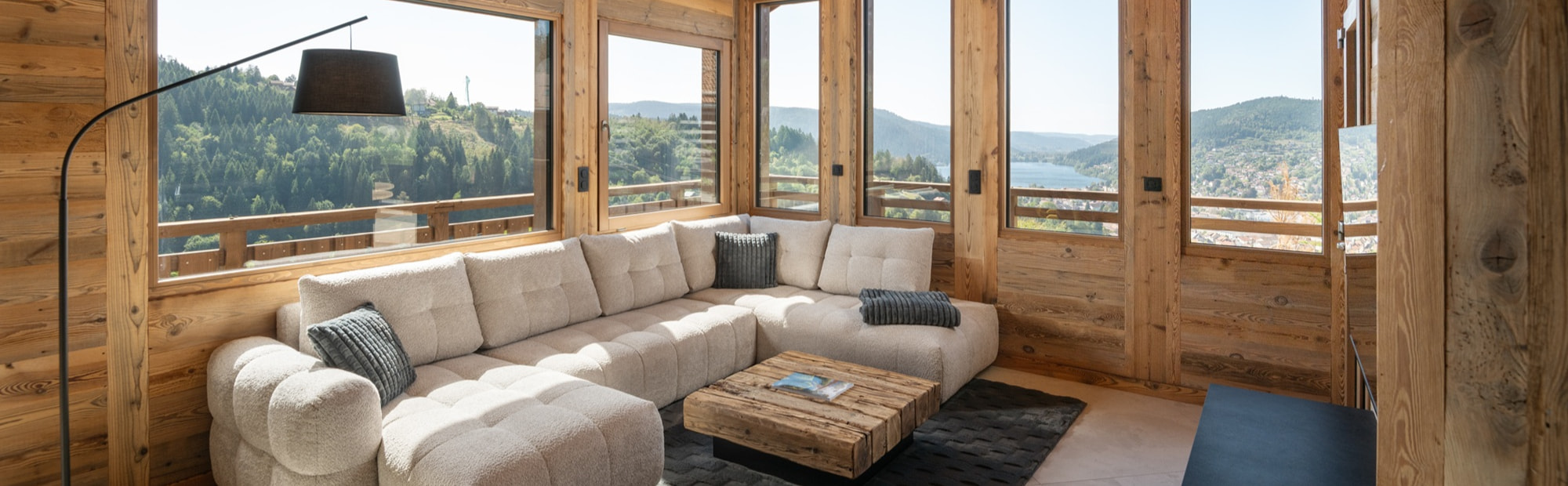 PANORAMIC LODGE